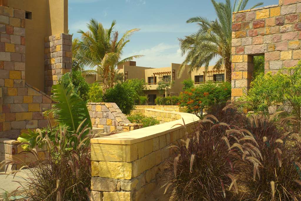 Golden Tulip Sharma Resort Chambre photo
