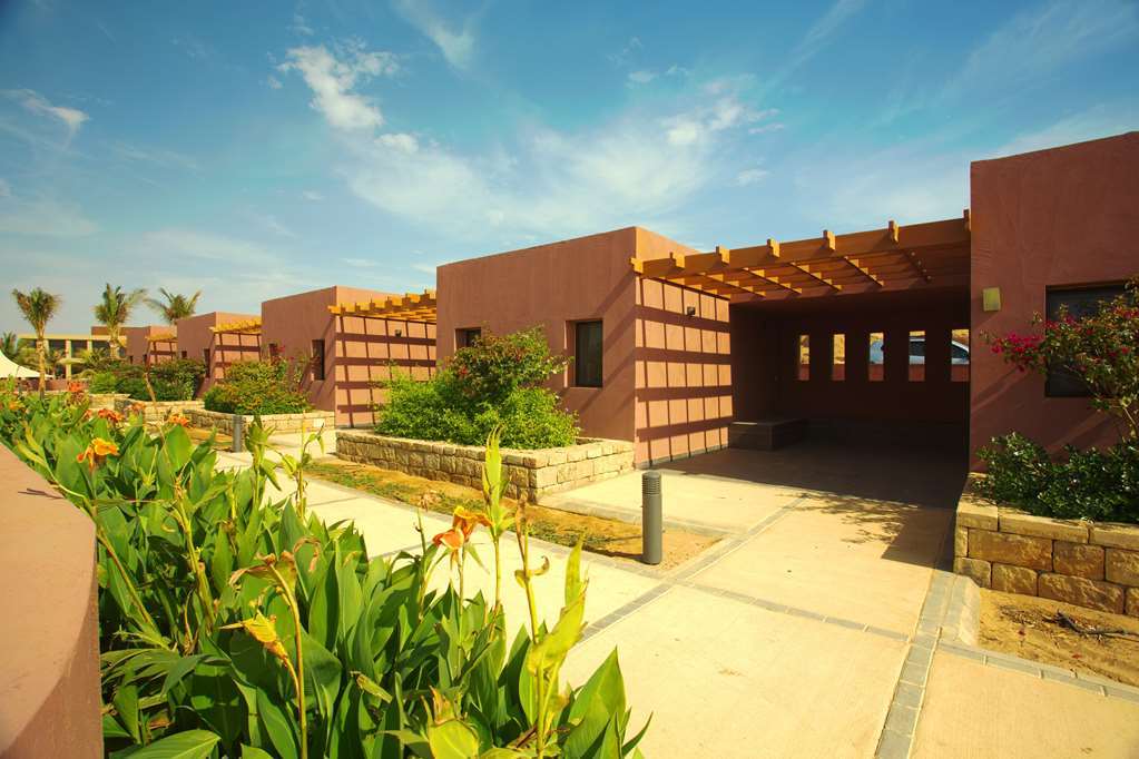 Golden Tulip Sharma Resort Chambre photo